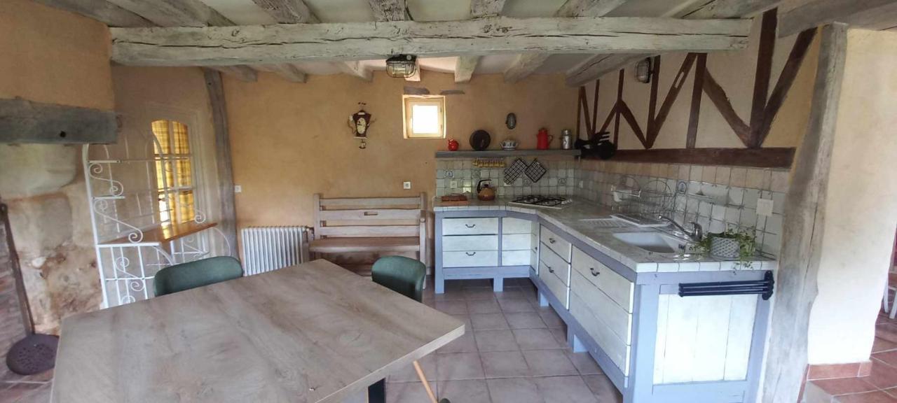 Gite Les Toisnieres Marigne-Laille Buitenkant foto